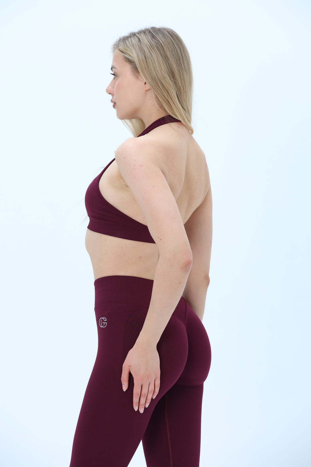 Seamless Halter Neck Sculpting Sports Bra