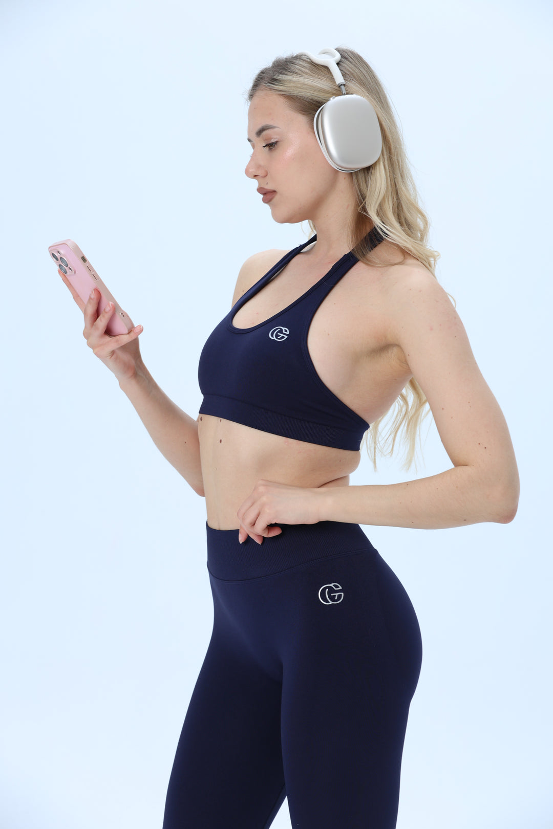 Seamless Halter Neck Sculpting Sports Bra